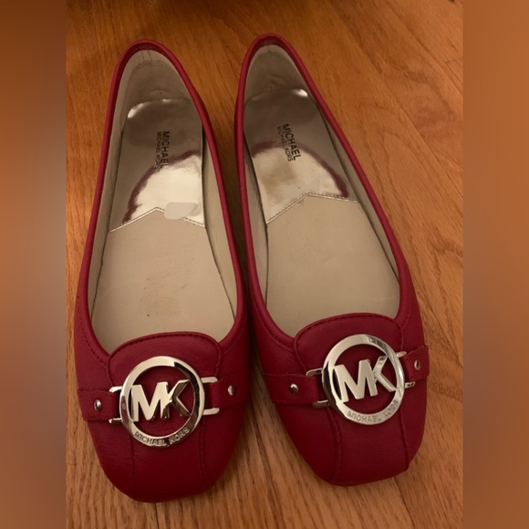 Michael kors red flat Clearance